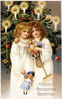 Racquet: Two girls with Christmas tree