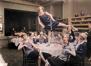 GIRLS HAVING FUN 1920S