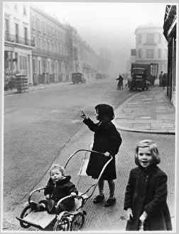 Britainroger: GIRLS WITH PRAM