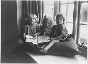 The Childrens Society: THREE GIRLS READ