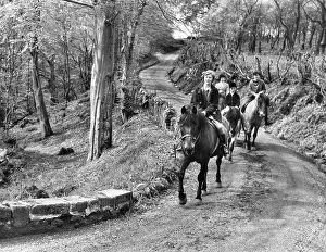 Stirlingshire: GIRLS RIDING HORSES