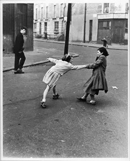 Southam: GIRLS & ROLLER SKATES