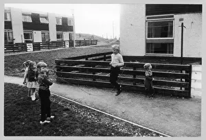 Playingroger: GIRLS SKIPPING