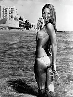 Unkown: Girls of the World in Bikini