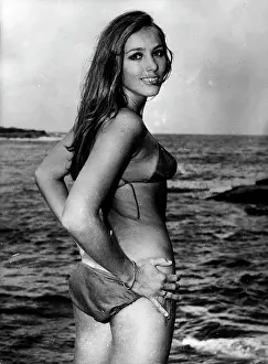 Unkown: Girls of the World in Bikini