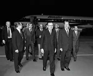 Giulio: Giulio Andreotti visits USSR