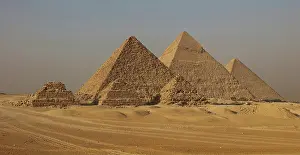 Gizah: Giza Pyramid Complex, Giza, Egypt