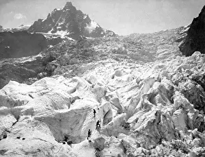 Climbers: Glacier hiking on the Mont Blanc