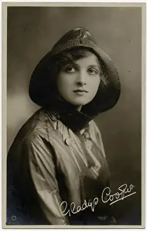 Souwester: Gladys Cooper
