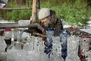 Distributed: Glass factory in Gus-Khrustalniy