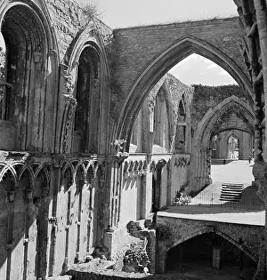 Arcading: Glastonbury Abbey