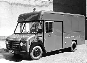 Canteens: GLC-LFB Canteen van at Lambeth HQ