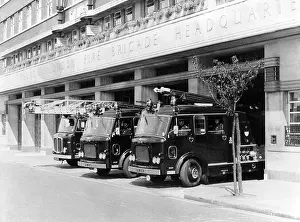 Turnout: GLC-LFB Headquarters, Lambeth fire station