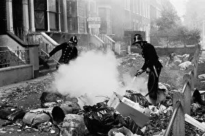 Dustmen: GLC-LFB Refuse collection strike and rubbish fires