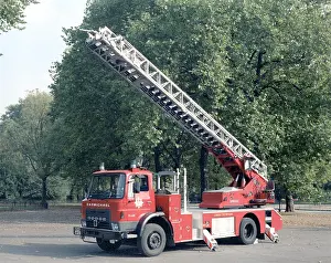 Outrigger: GLC-LFB Turntable ladder