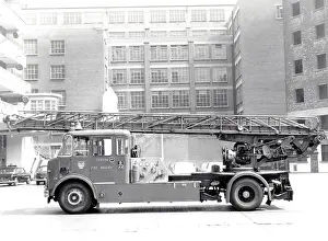 Merryweather: GLC-LFB - Turntable Ladder at Brigade HQ