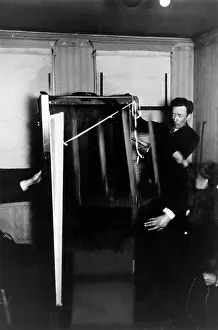 Psychical: Glen Hamilton paranormal experiment, Winnipeg, Canada