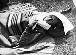Decathlon: Glenn Morris while resting