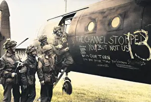 Gliders: Glider reinforcement team, D-Day, WW2