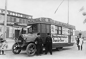 Costs: Globetrotters in Berlin, 1932