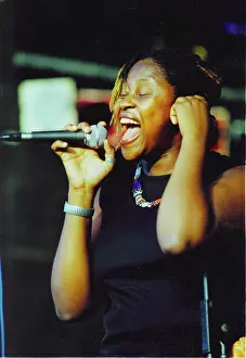Motlhalefi: Gloria Bosman
