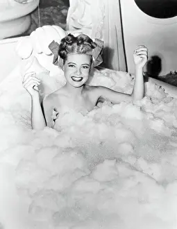 Suds: Gloria Dehaven - Actress - Celebrity