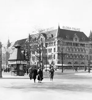 Romanisches: Gloria Palace in Berlin, 1927