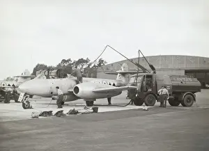Jet Trainer: Gloster Meteor T-7
