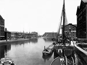 Glos: Gloucester Docks early 1900s