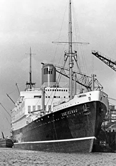Weser: The Gneisenau, 1935
