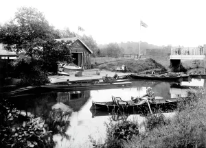 Godalming: Godalming, Leroy's Boathouse 1908