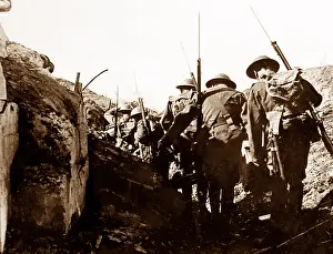 Croiselles: Going up to the front at Croiselles - WW1