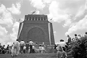 Afrikaans: Going up to the Voortrekker Monument at the commemoration