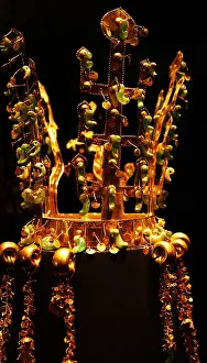 Chains: The Gold crown of Silla from Hwangnamdaechong