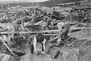 Washers: Gold diggers in Alaska, 1930