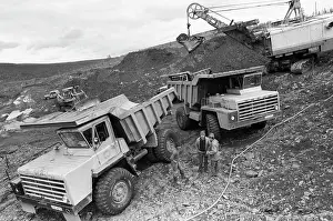 Connecting: Gold mining in Irkutsk Region, 1988