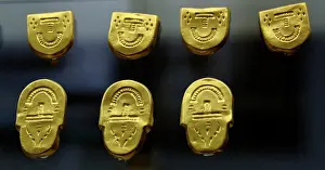Palatine: Gold ornaments of a belt