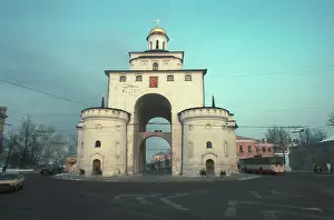 Popov: Golden Gate in Vladimir, 1993
