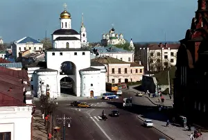 Survived: Golden Gate in Vladimir, 1994