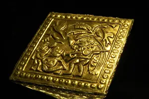Mochica: Golden and silver sceptre (3rd c. AD), symbol