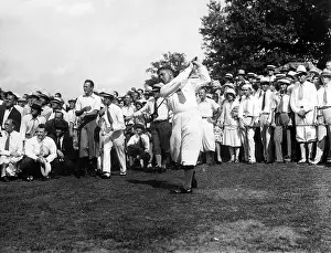 Exhibiton: Golfer Bobby Jones playing an exhibiton ?