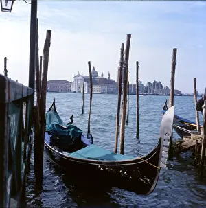 Gondola: Gondola in Venice