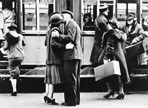 Forties Style: GOODBYE KISS AT STATION