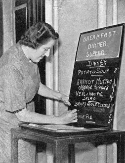 Canadians: The Gordon Services Club, 1940