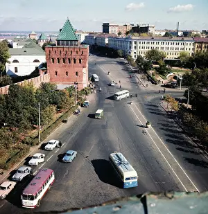 Minin: Gorky sights, 1975