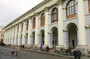 Gostiny: Gostiny Dvor, 1996