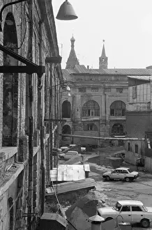 Gostiny: Gostiny Dvor in Moscow, 1993