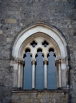 Colle: Gothic three-light window, in the