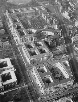 Semicircle: Government buildings in Washington