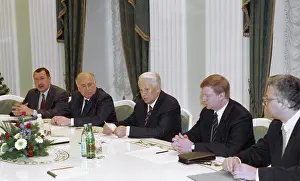 Current: Government meeting in Kremlin